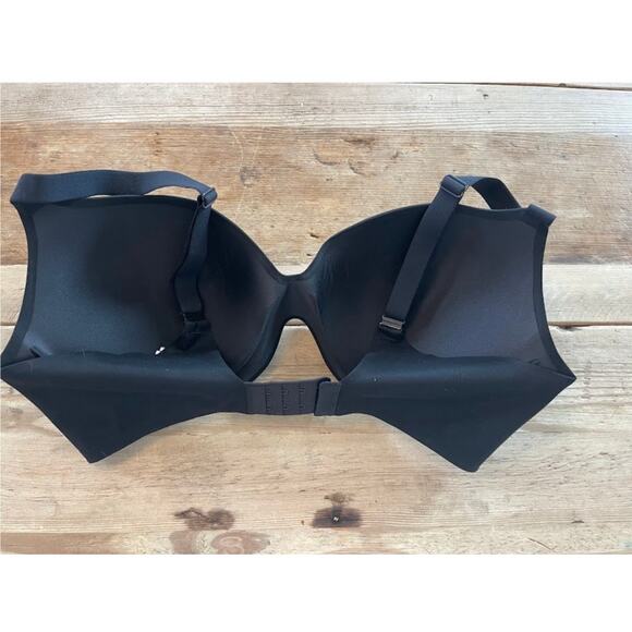 Victoria's Secret Black 34D Bare Infinity Flex Lined Wireless Full Coverage - Picture 2 of 2